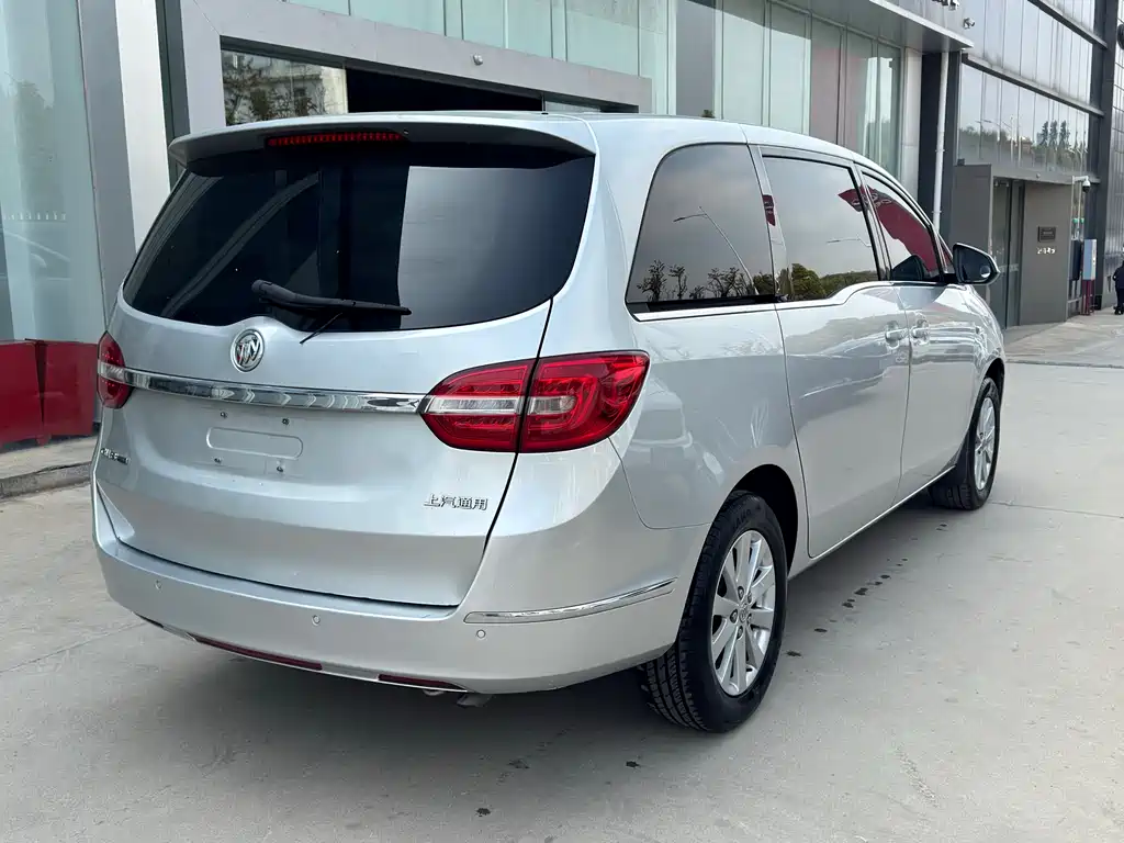 Buick GL8 2017 25S Comfort Type National V купить на сайте DeffCars