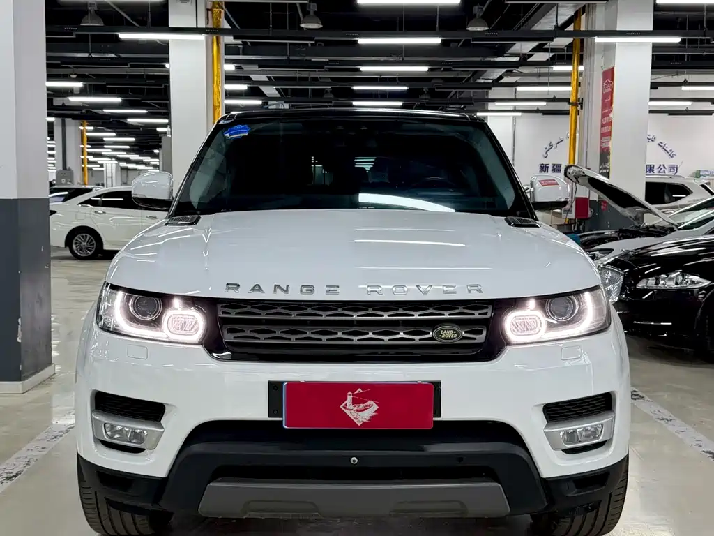 Range Rover Sport 2016 2.0 GTDi HSE купить на сайте DeffCars