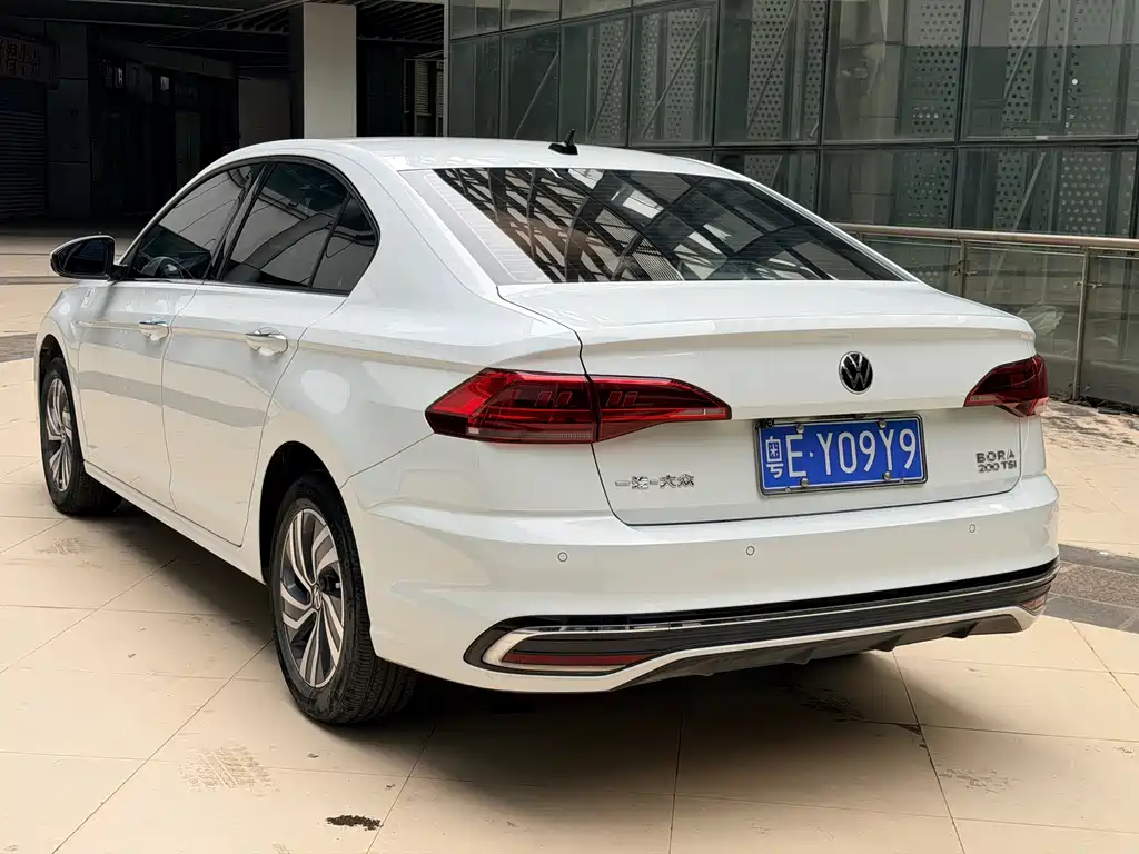 Bora 2023 200TSI DSG Yuexing Edition купить на сайте DeffCars