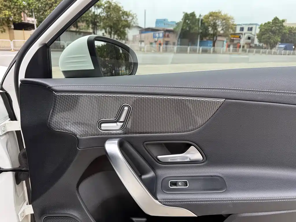 Mercedes-Benz A-Class 2020 A 200 L Sports Sedan купить на сайте DeffCars
