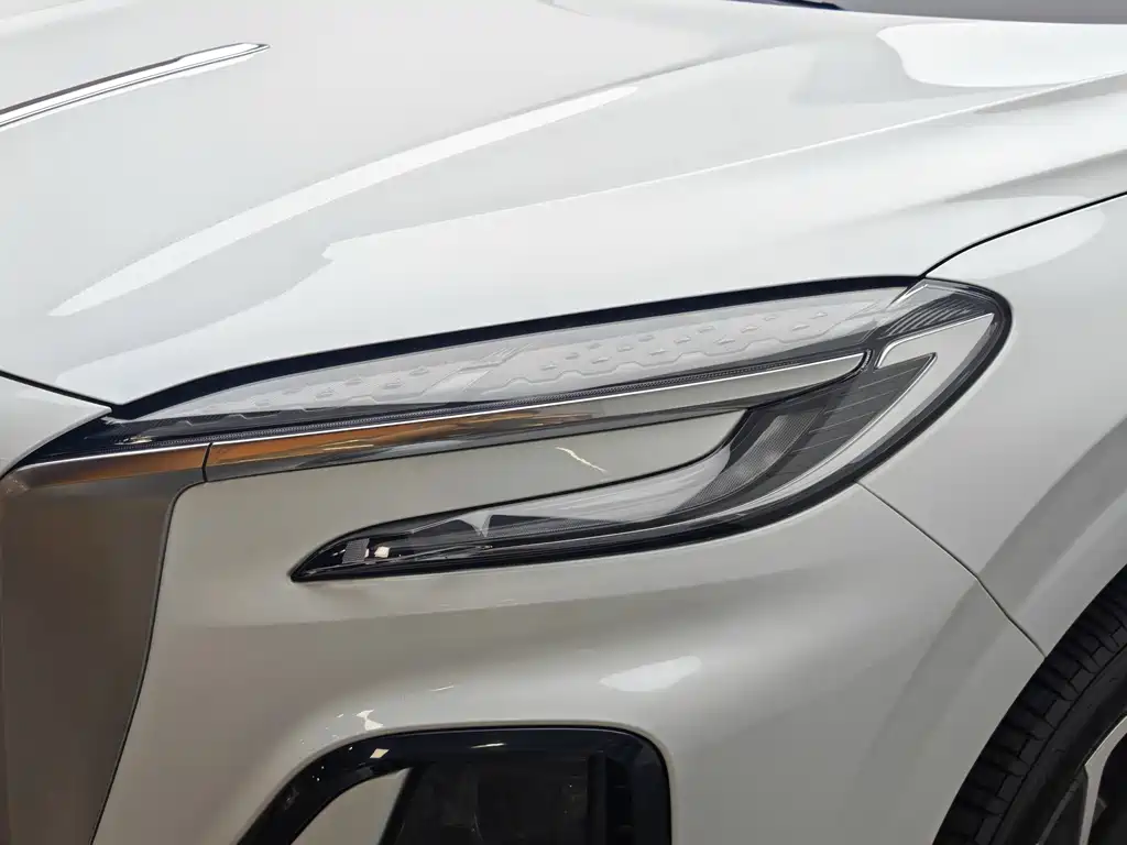 Hongqi HS3 PHEV 2024 115km Jinwei Edition купить на сайте DeffCars