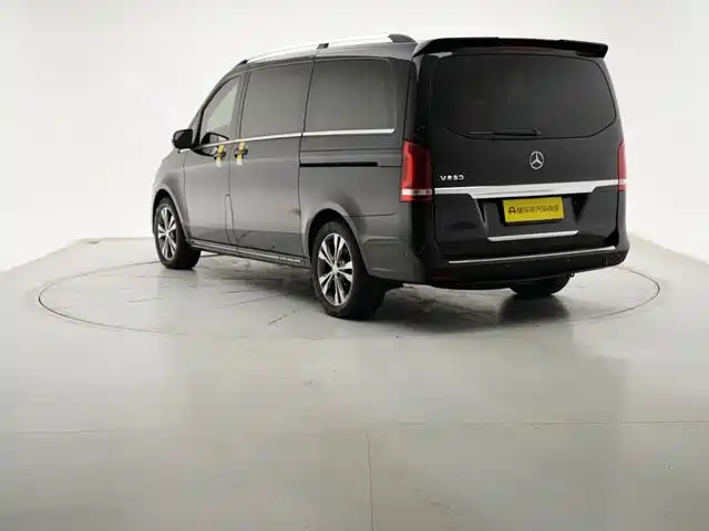 Mercedes-Benz V-Class 2017 V 260 Pilot Edition купить на сайте DeffCars