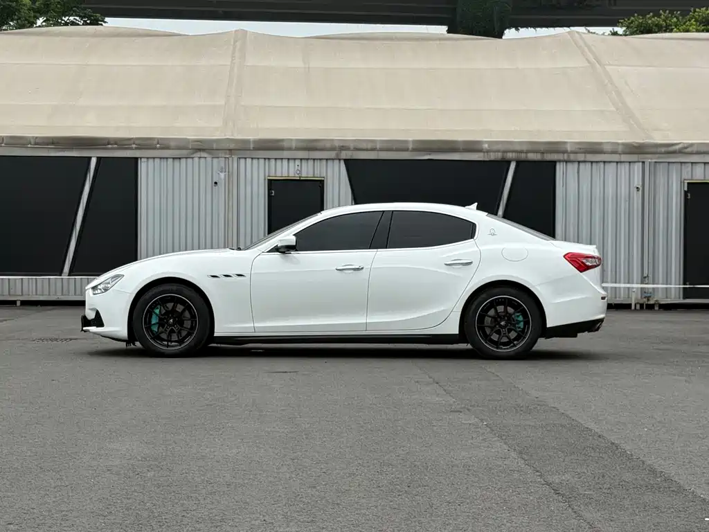 Ghibli 2017 3.0T Standard Edition купить на сайте DeffCars