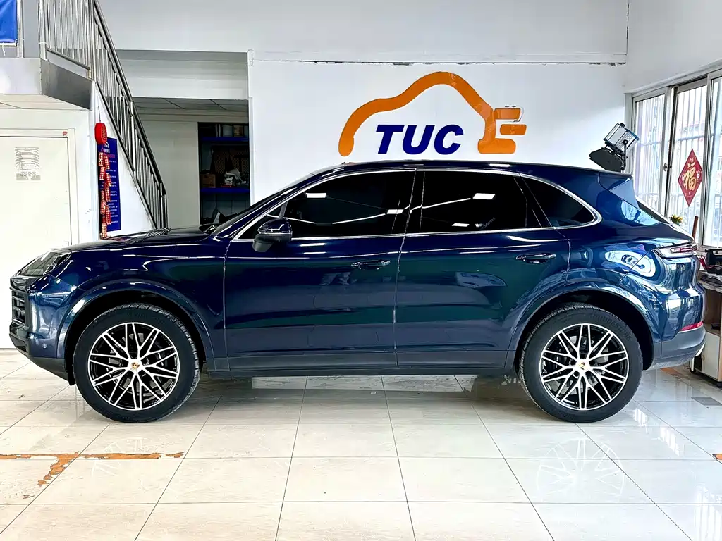 Cayenne 2024 Cayenne 3.0T купить на сайте DeffCars