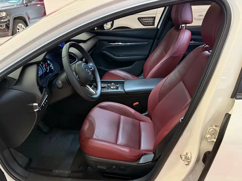 Mazda3 Angkesela 2023 2.0L automatic quality version купить на сайте DeffCars
