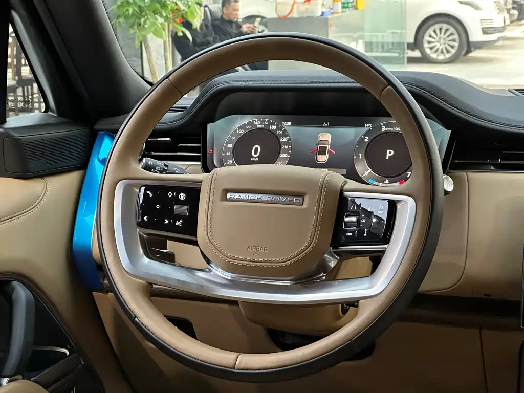 Range Rover 2024 3.0 L6 400PS Genesis Extended Edition купить на сайте DeffCars