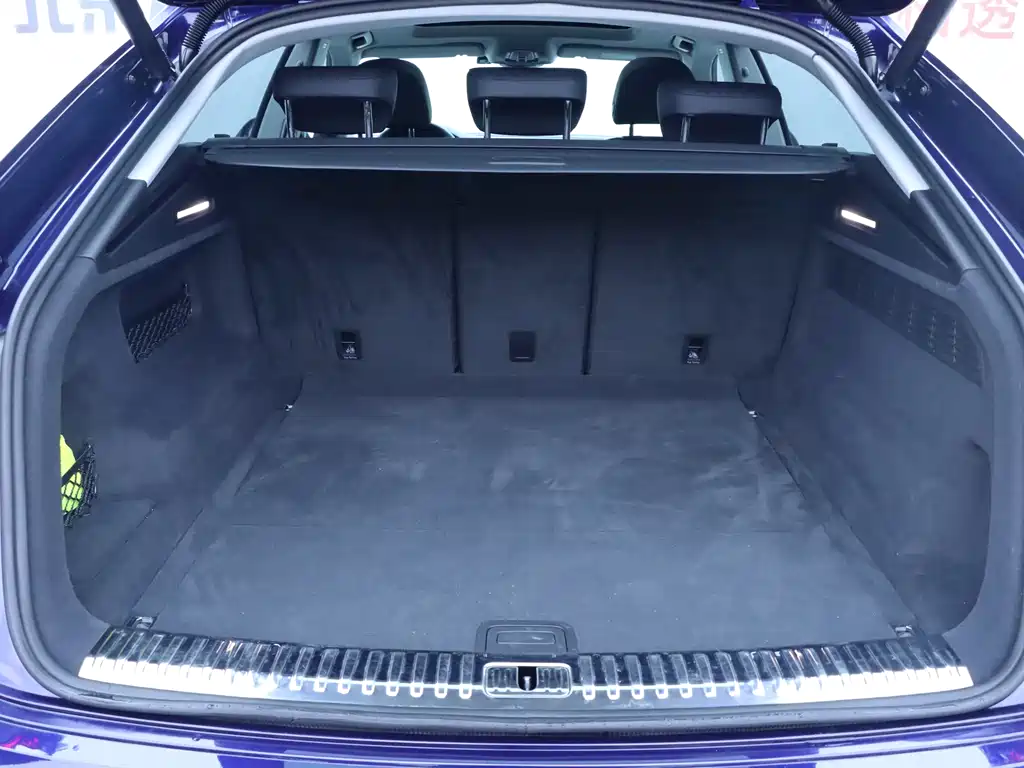 Audi Q8 2019 55 TFSI luxury and dynamic model купить на сайте DeffCars