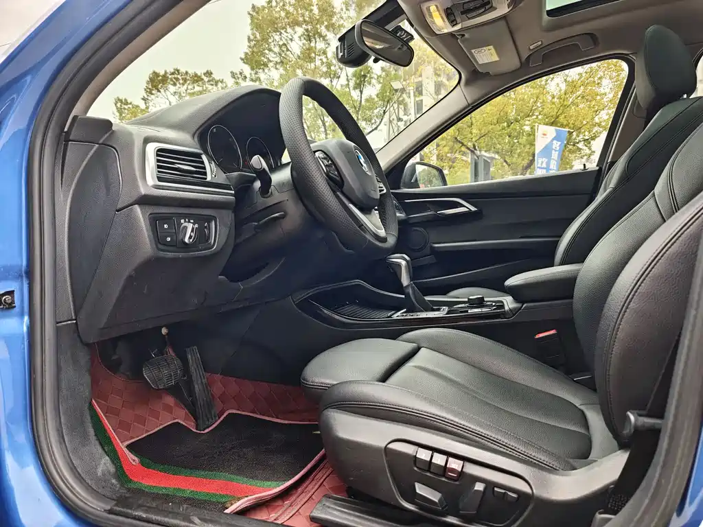 BMW 1 Series 2018 118i Sports купить на сайте DeffCars