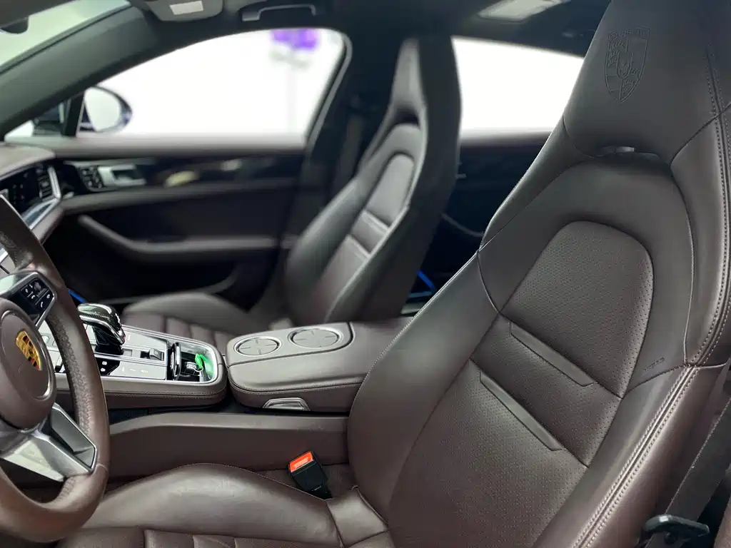 Panamera 2017 Panamera 4 Executive Extended Edition 3.0T купить на сайте DeffCars