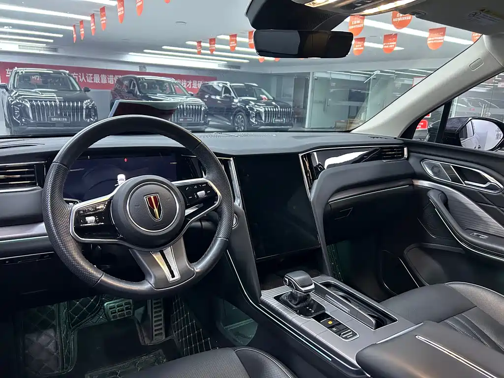 Hongqi HS7 PHEV 2024 2.0T PHEV four-wheel drive Qichang version 6 seats купить на сайте DeffCars