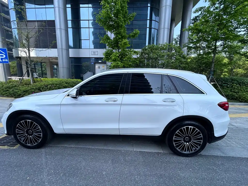Mercedes-Benz GLC 2019 GLC 260 4MATIC Dynamic купить на сайте DeffCars