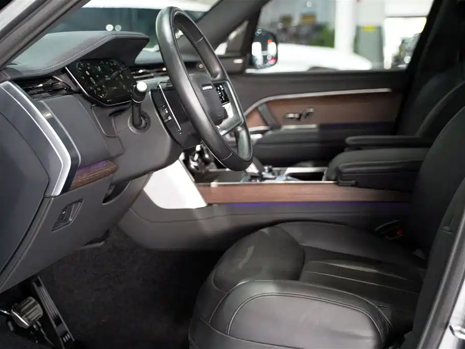 Range Rover 2023 3.0 L6 360PS Grand Edition купить на сайте DeffCars