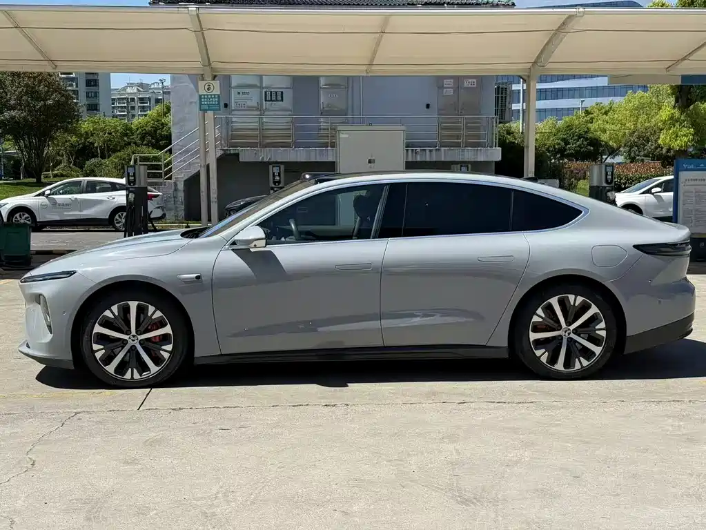 NIO ET7 2022 model 100kWh first edition купить на сайте DeffCars