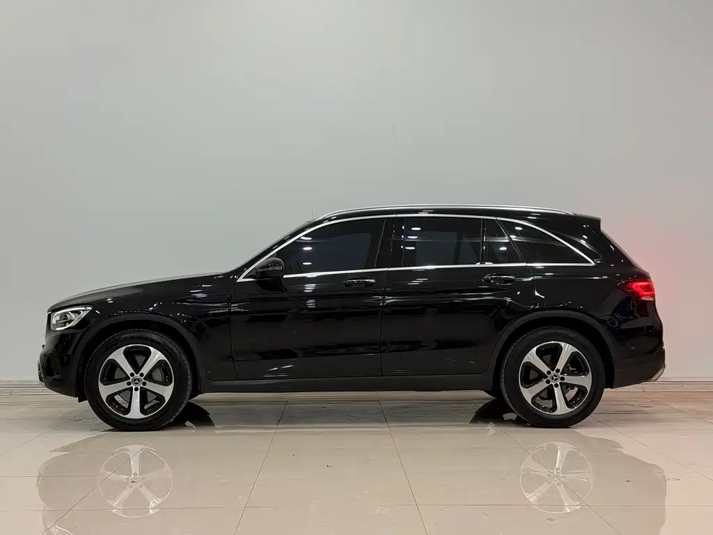 Mercedes-Benz GLC 2022 facelift three GLC 260 L 4MATIC dynamic type купить на сайте DeffCars