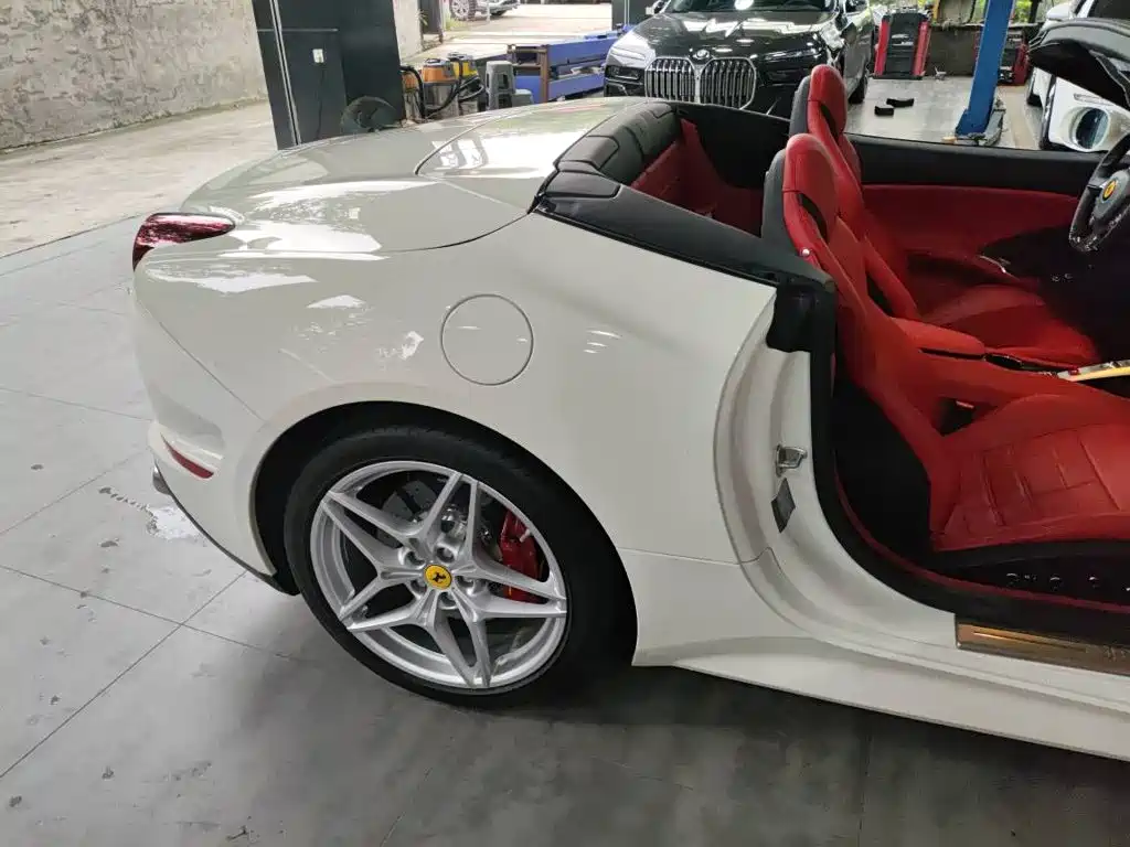 California T 2015 3.9T standard model купить на сайте DeffCars