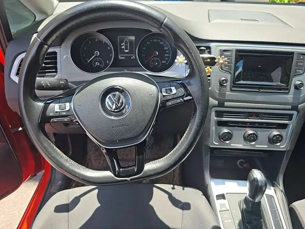 Golf Sportsvan 2016 230TSI automatic aggressive type купить на сайте DeffCars