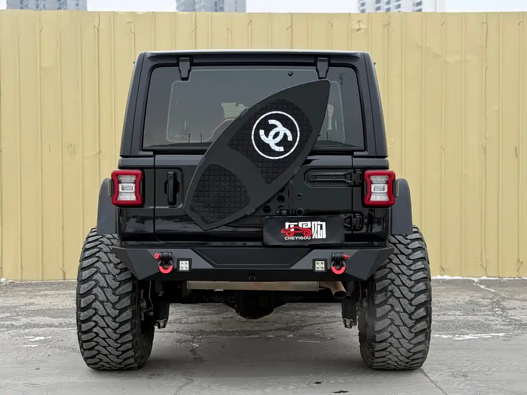 Wrangler 2021 2.0T Robin Hood Four-Door Edition купить на сайте DeffCars