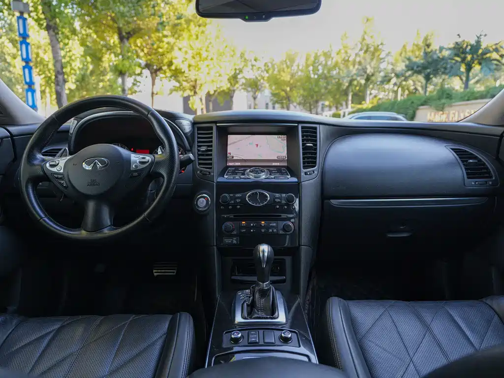 Infiniti FX 2010 FX35 Transcend Edition купить на сайте DeffCars