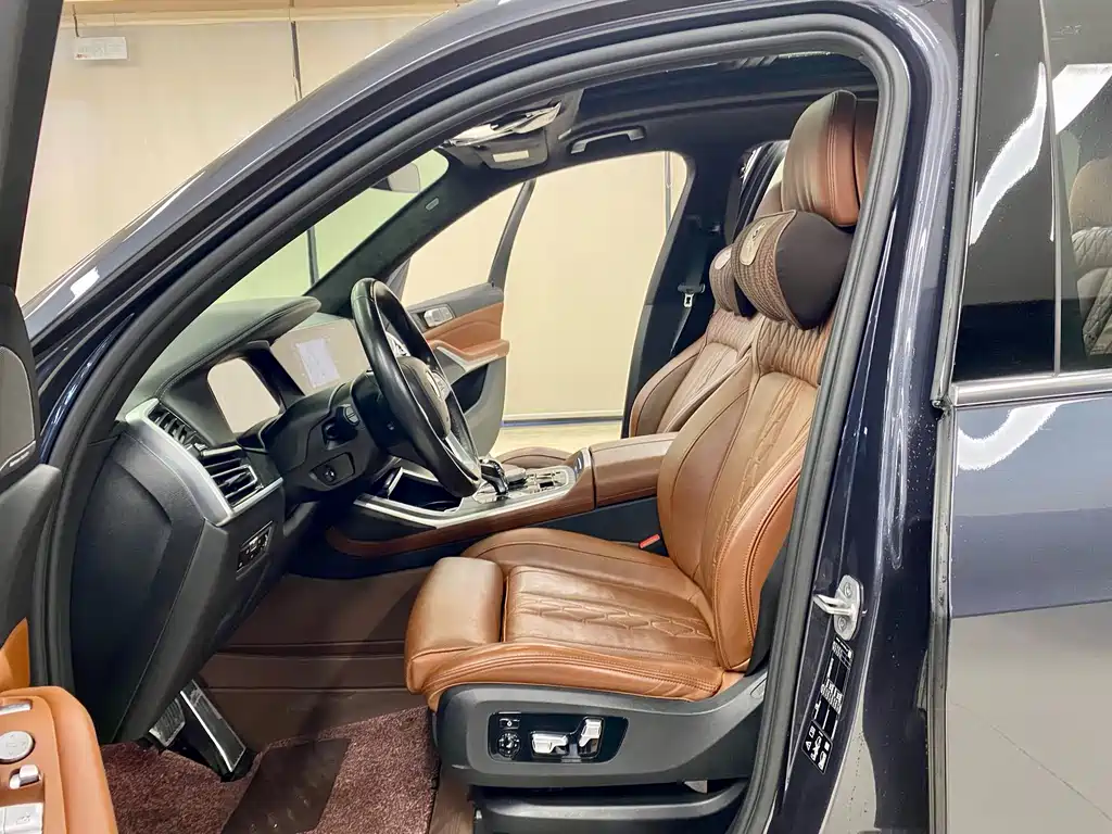 BMW X7 2021 xDrive40i Exclusive Luxury Package купить на сайте DeffCars