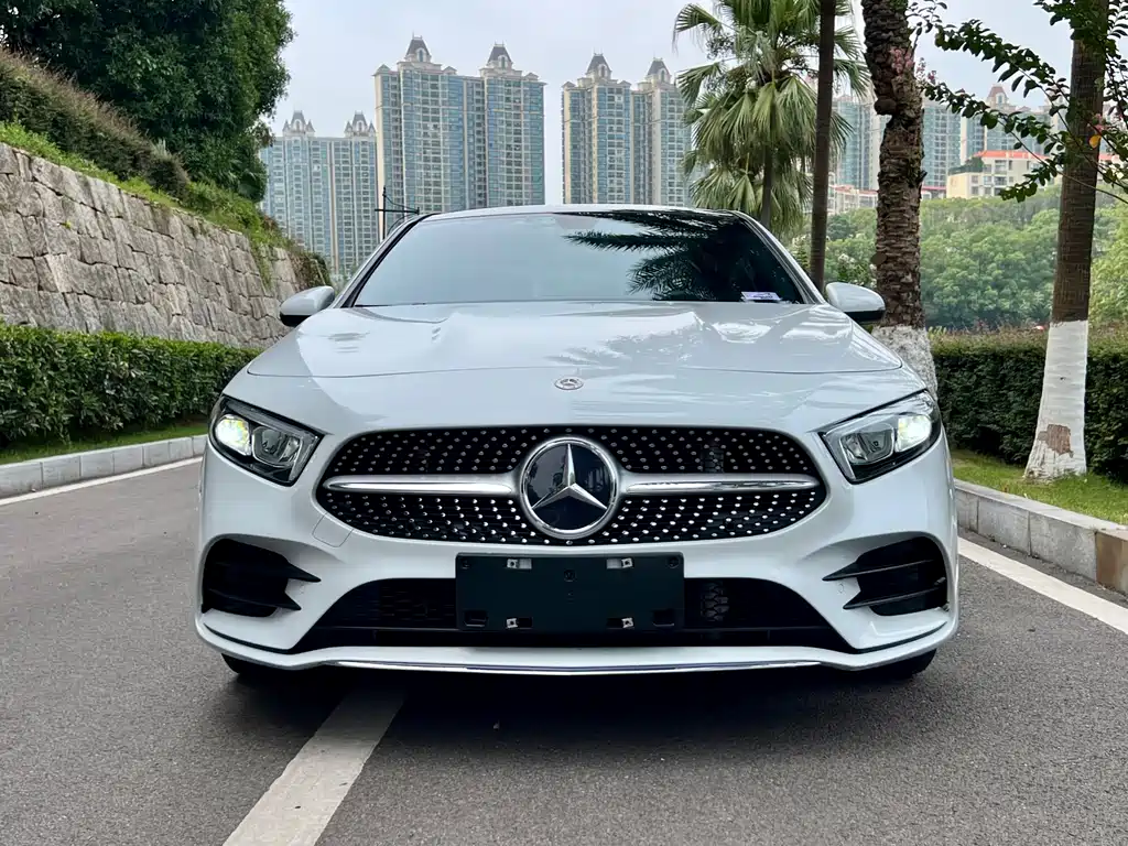 Mercedes-Benz A-Class 2021 A 200 L Sports Sedan Fashionable купить на сайте DeffCars