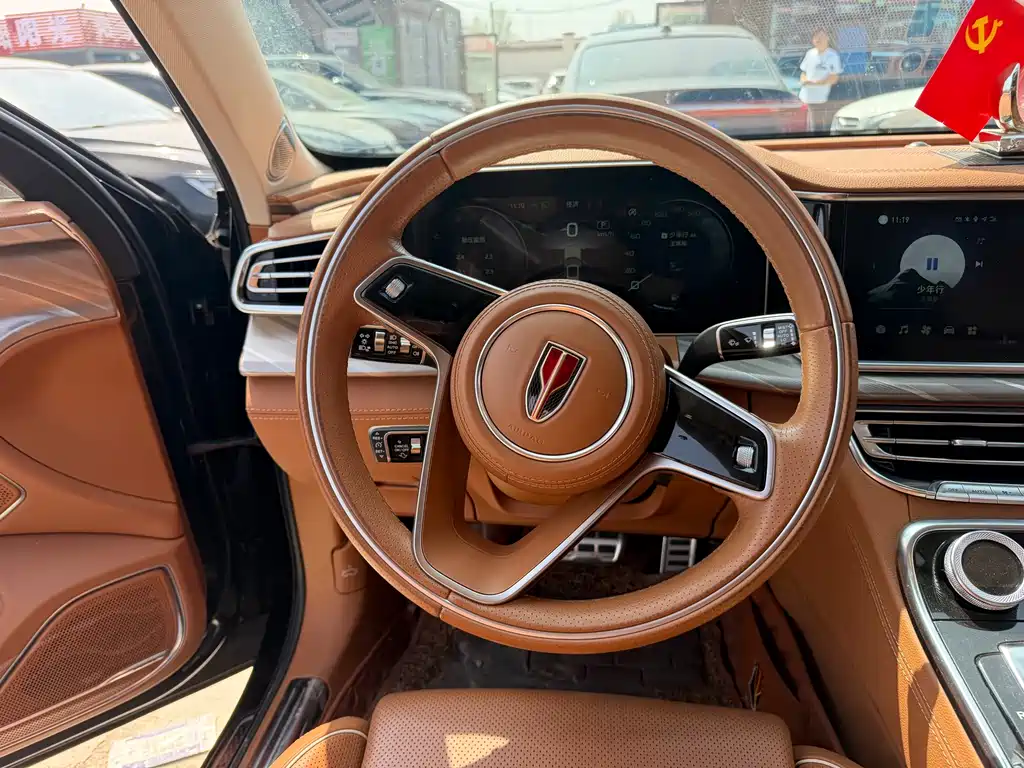Hongqi H9 2020 2.0T Zhilian Qichang Edition купить на сайте DeffCars