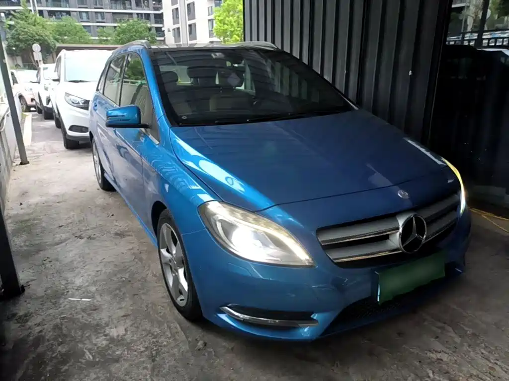 Mercedes-Benz B-Class 2012 B 200 купить на сайте DeffCars