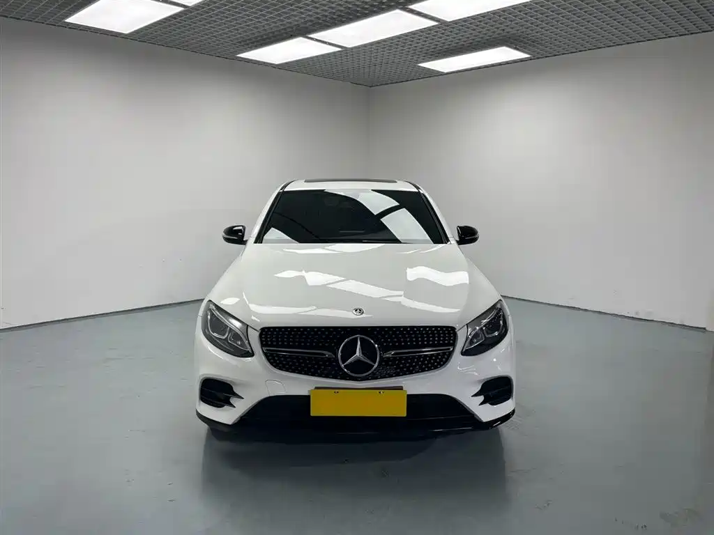 Mercedes-Benz GLC Coupe 2017 GLC 200 4MATIC Coupe SUV купить на сайте DeffCars