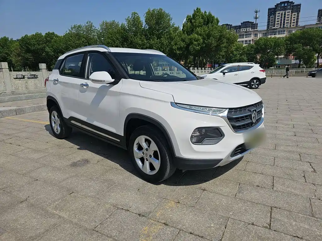Baojun 510 2017 1.5L manual fashion model купить на сайте DeffCars
