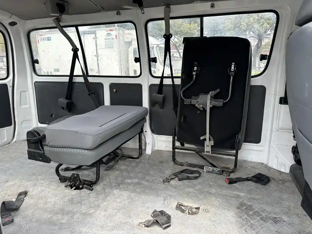 Jinbei Express 2018 2.0L Comfort V19 купить на сайте DeffCars