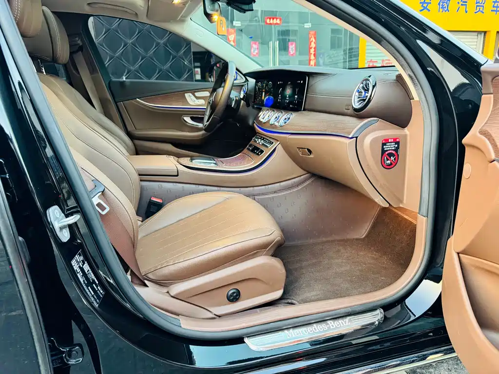 Mercedes-Benz E-Class 2023 E 300 L Luxury Model купить на сайте DeffCars