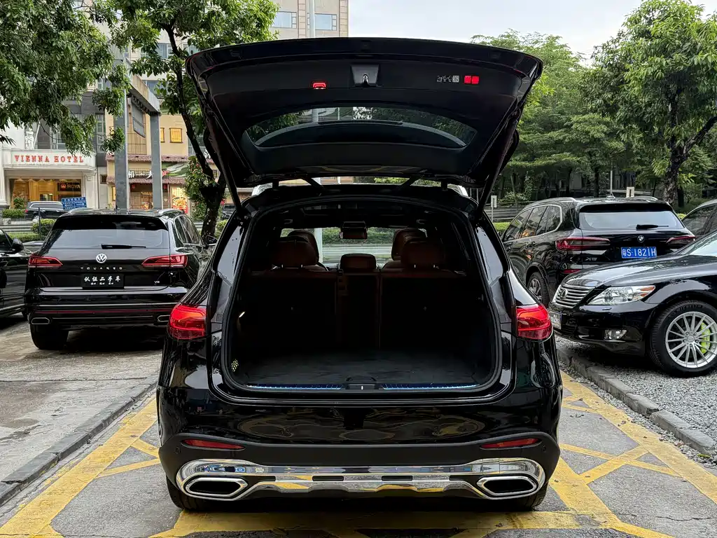 Mercedes-Benz GLC 2024 GLC 260 L 4MATIC luxury model 5 seats купить на сайте DeffCars