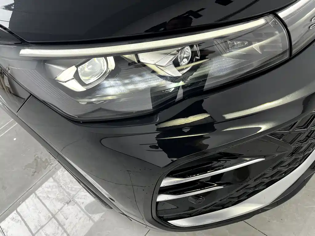 Tiguan L 2024 PRO 330TSI 2WD R-Line Zhizun Edition купить на сайте DeffCars