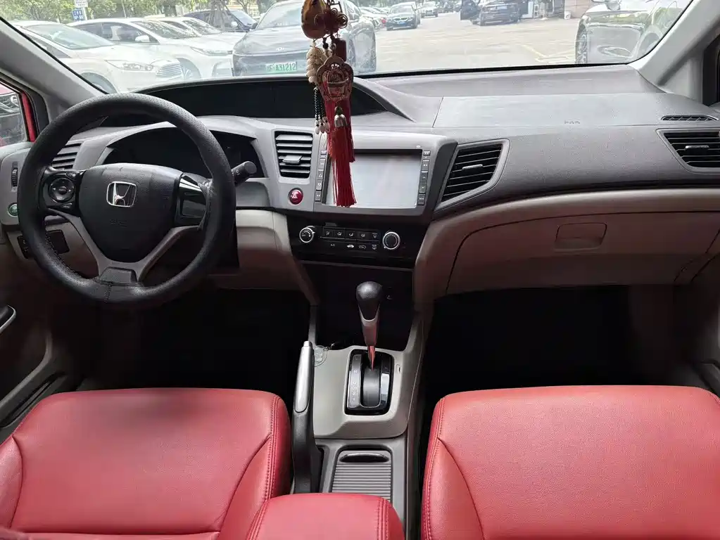 Civic 2013 10th Anniversary 1.8L Automatic Comfort Edition купить на сайте DeffCars
