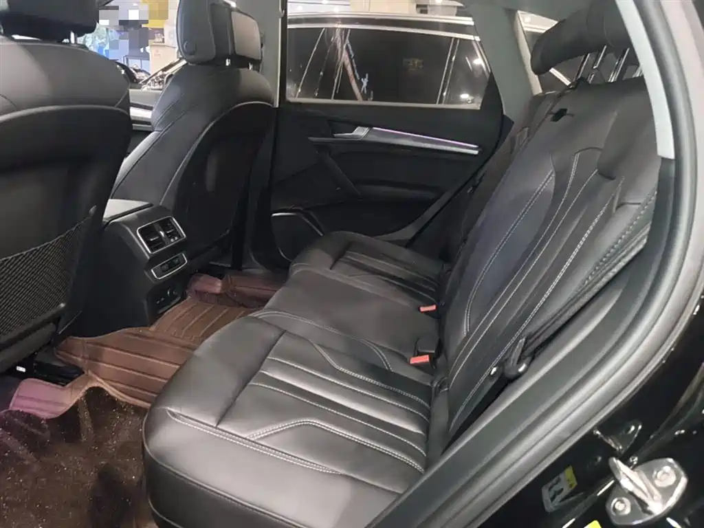 Audi Q5L 2022 facelift 40T luxury and dynamic model купить на сайте DeffCars
