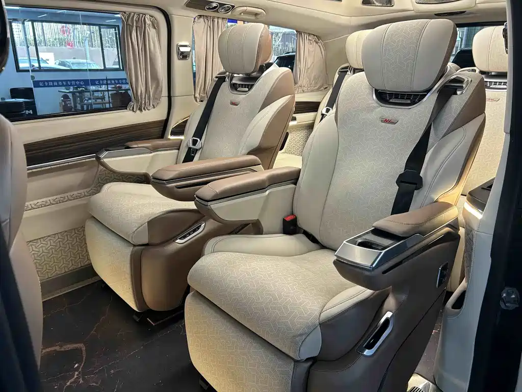 Camoz V Class 2022 2.0T Tianyue without partitions 7 seats купить на сайте DeffCars