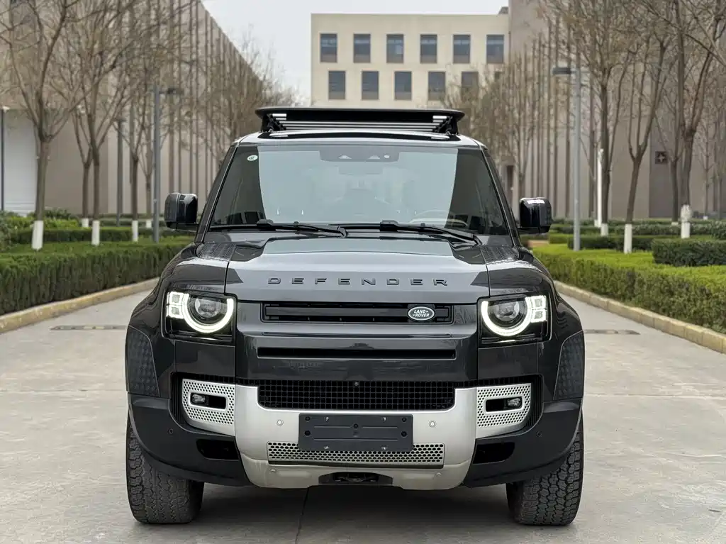 Land Rover Defender 2025 110 3.0T P400 Dark Special Edition купить на сайте DeffCars