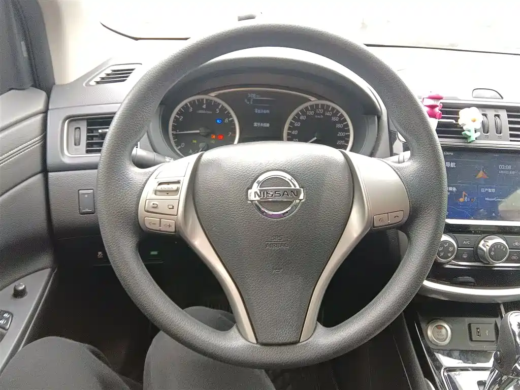 Tiida 2019 1.6L CVT Smart Travel Edition National VI купить на сайте DeffCars