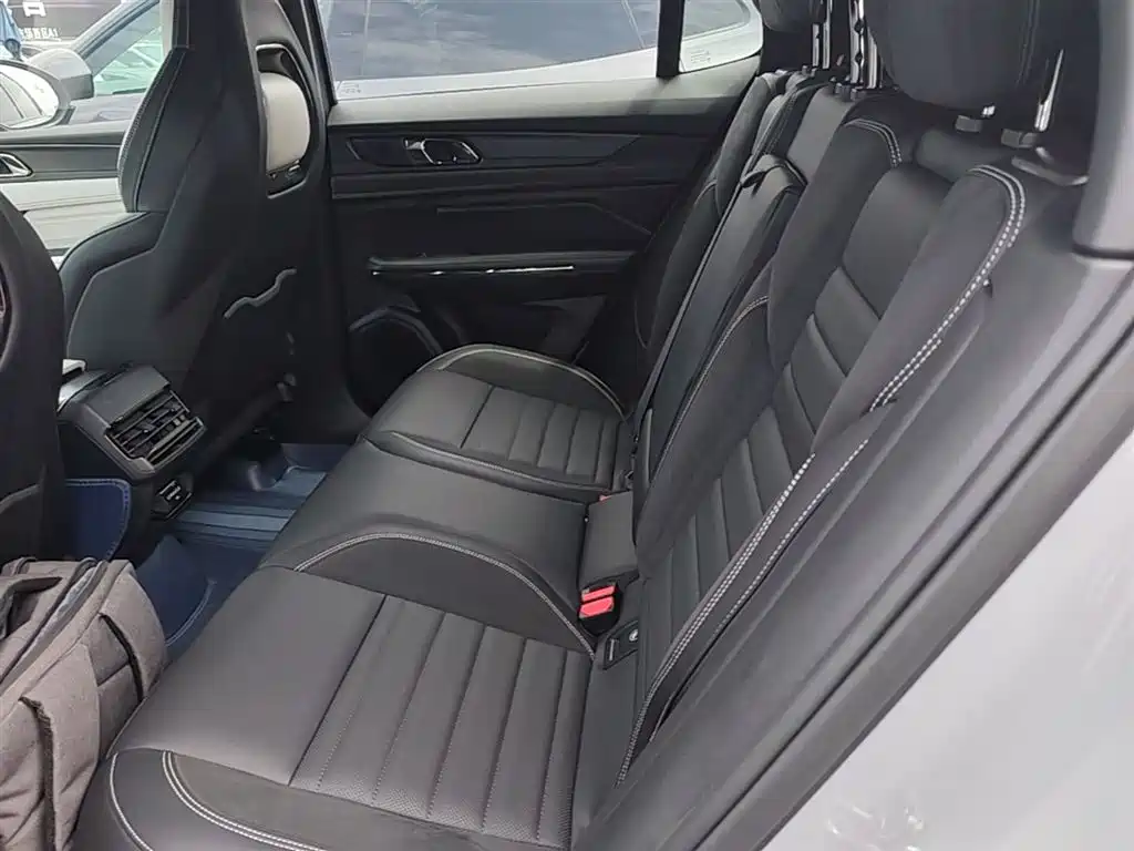 Lynk & Co 01 2023 1.5TD EM-F Chenxi купить на сайте DeffCars