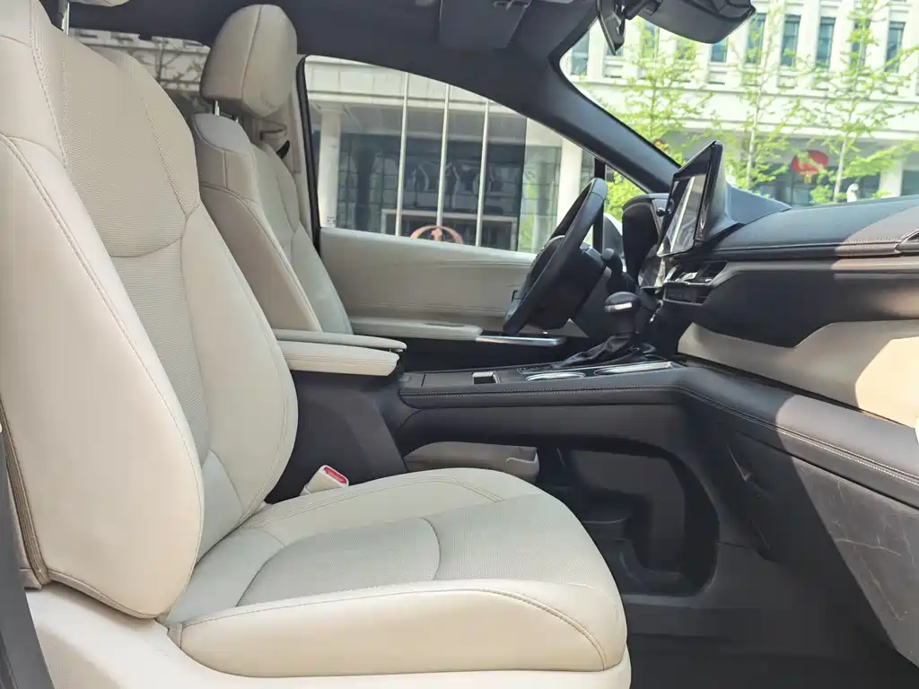 SIENNA 2024 2.5L hybrid four-wheel drive premium version купить на сайте DeffCars