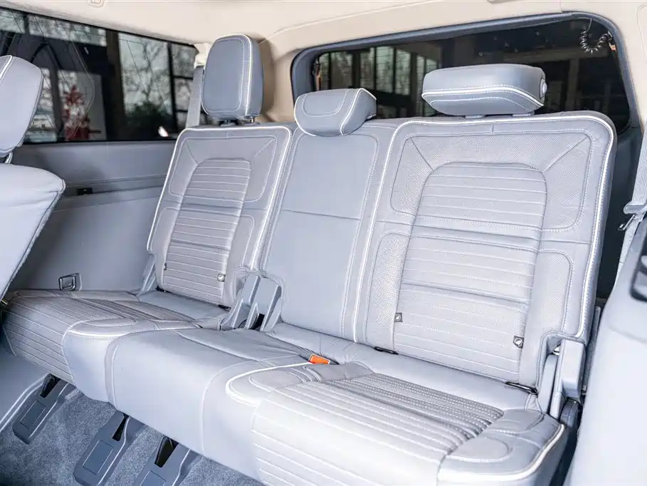 Navigator 2020 3.5T Long Axis Presidential Edition купить на сайте DeffCars