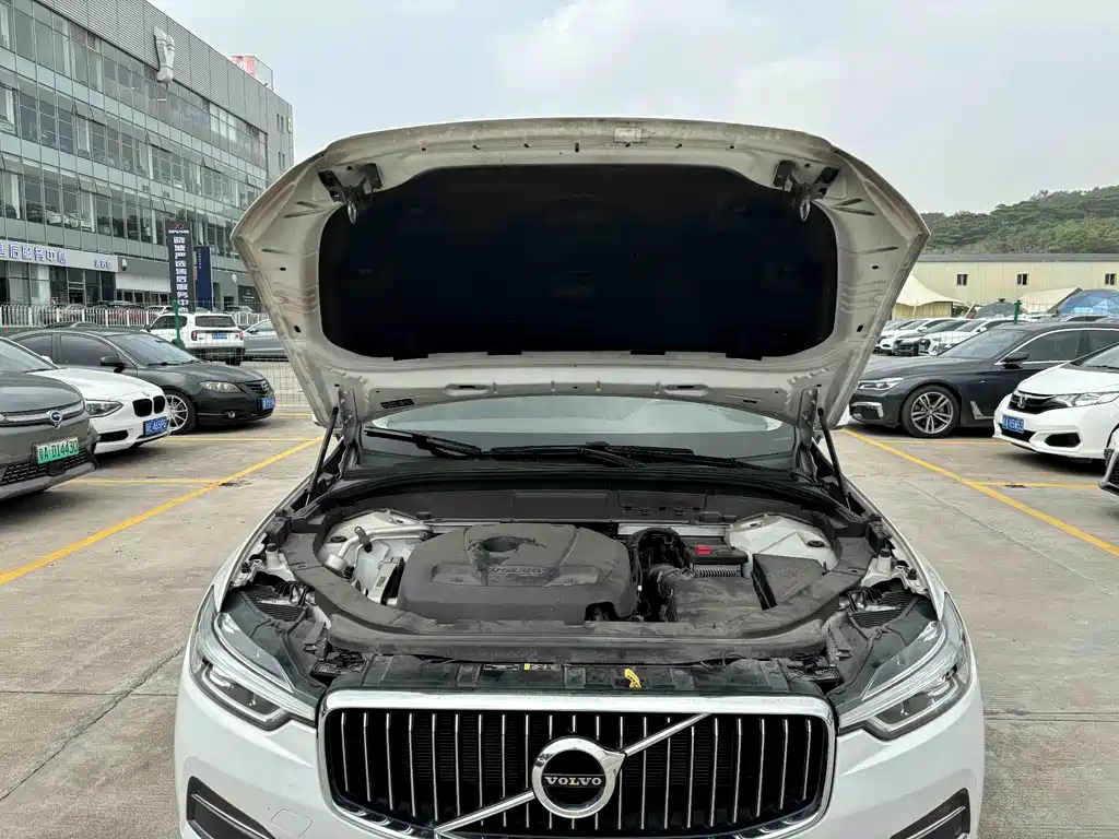 Volvo XC60 2020 T5 four-wheel drive Zhiyi Luxury Edition купить на сайте DeffCars
