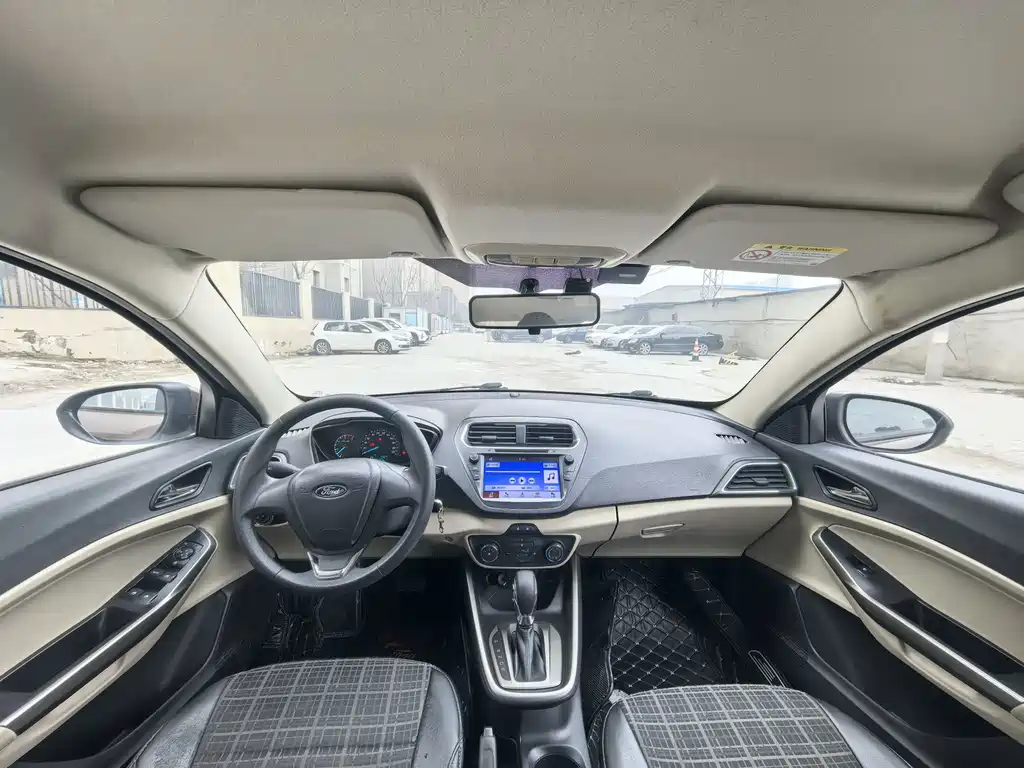 Escort 2017 facelift 1.5L automatic comfort model купить на сайте DeffCars