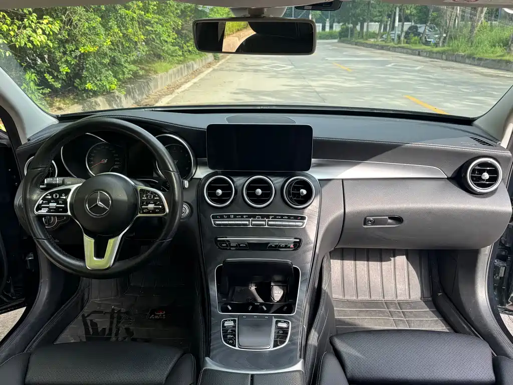 Mercedes-Benz C-Class 2019 C 180 L Fashionable Sports Edition купить на сайте DeffCars