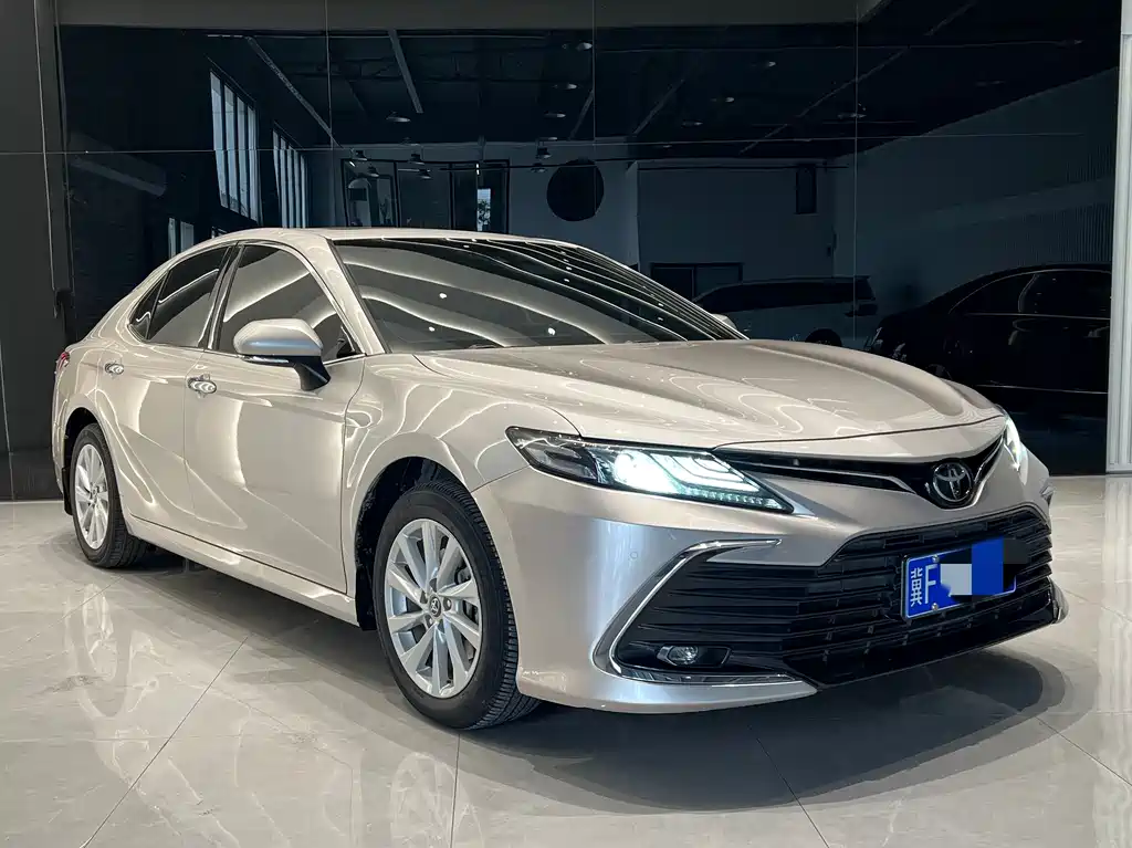 Camry 2021 2.0G Deluxe Edition купить на сайте DeffCars