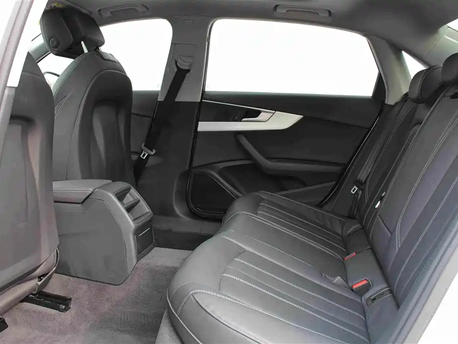 Audi A4L 2020 40 TFSI Fashionable and Dynamic купить на сайте DeffCars