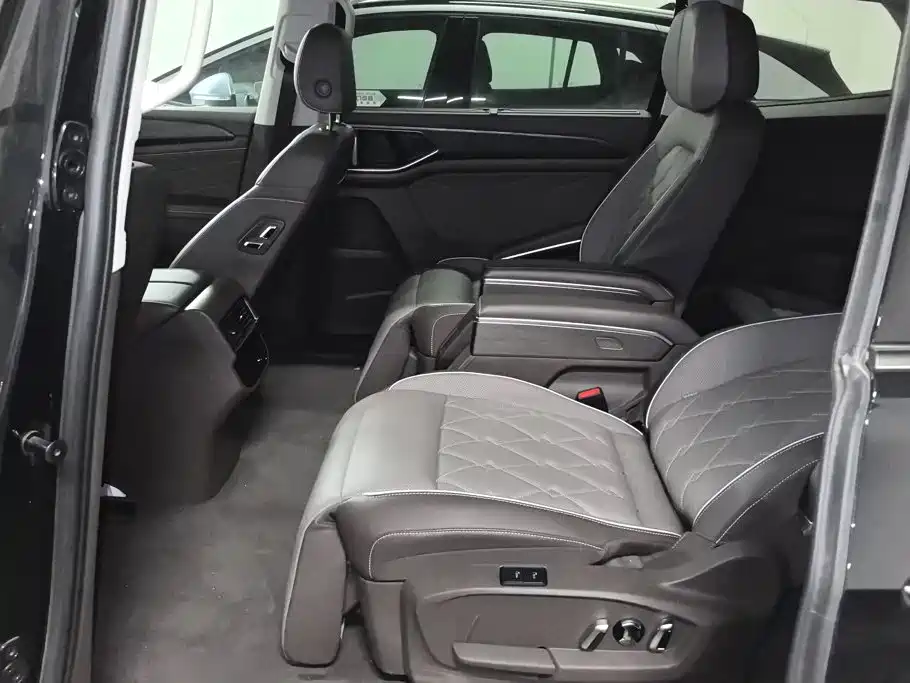 Weiran 2024 380TSI Premium Edition купить на сайте DeffCars