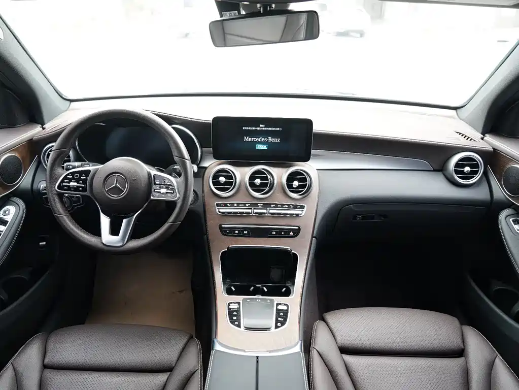 Mercedes-Benz GLC 2022 facelift 2 GLC 260 L 4MATIC luxury model купить на сайте DeffCars