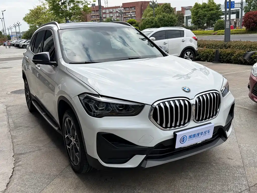 BMW X1 2021 facelift sDrive25Li leading model купить на сайте DeffCars