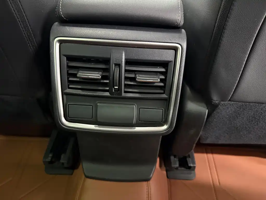 Forester 2022 2.0i AWD Deluxe Edition EyeSight купить на сайте DeffCars