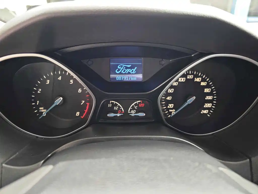 Focus 2012 sedan 1.6L automatic fashion model купить на сайте DeffCars